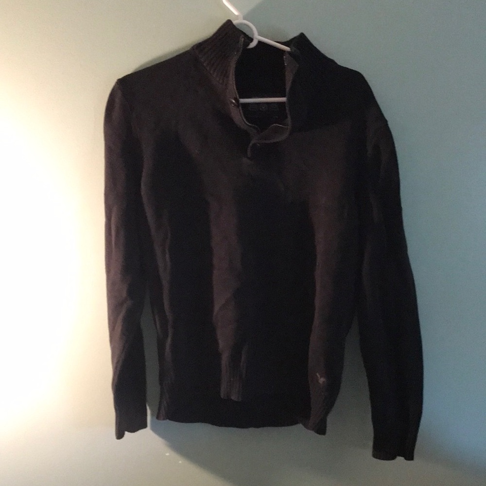 American eagle men’s large pull over